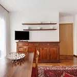 Bossi View Apartmán *