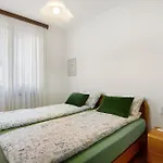 Bossi View Apartmán
